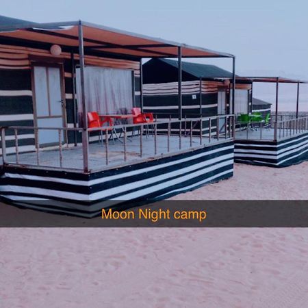 Hotel Moon Night Camp à Wadi Rum Extérieur photo