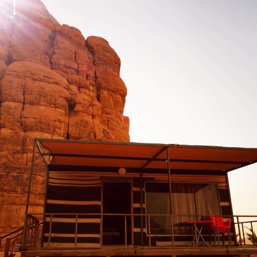 Hotel Moon Night Camp à Wadi Rum Extérieur photo