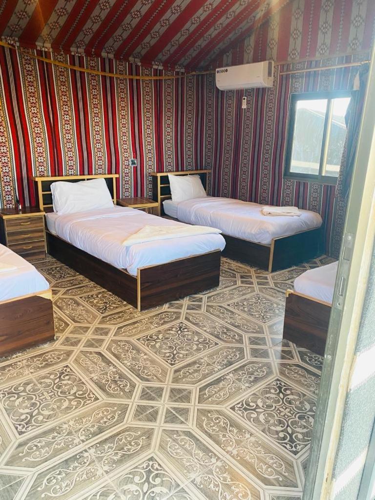 Hotel Moon Night Camp à Wadi Rum Extérieur photo