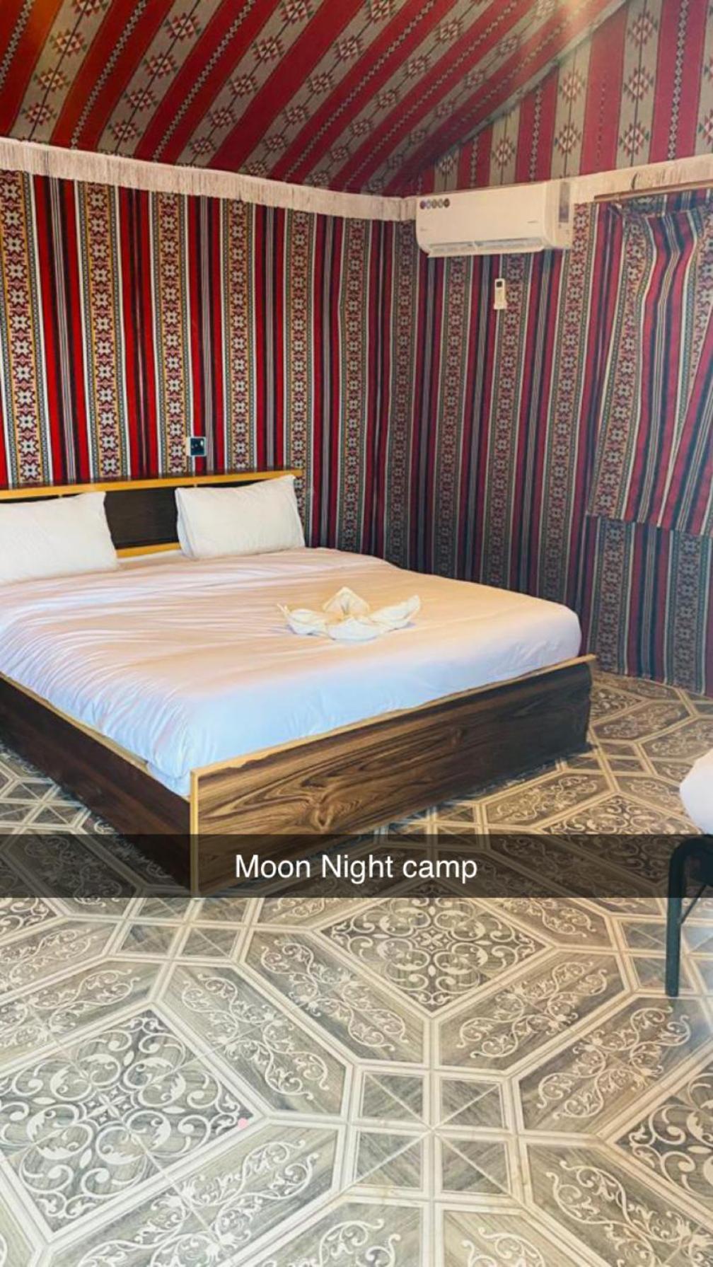 Hotel Moon Night Camp à Wadi Rum Extérieur photo