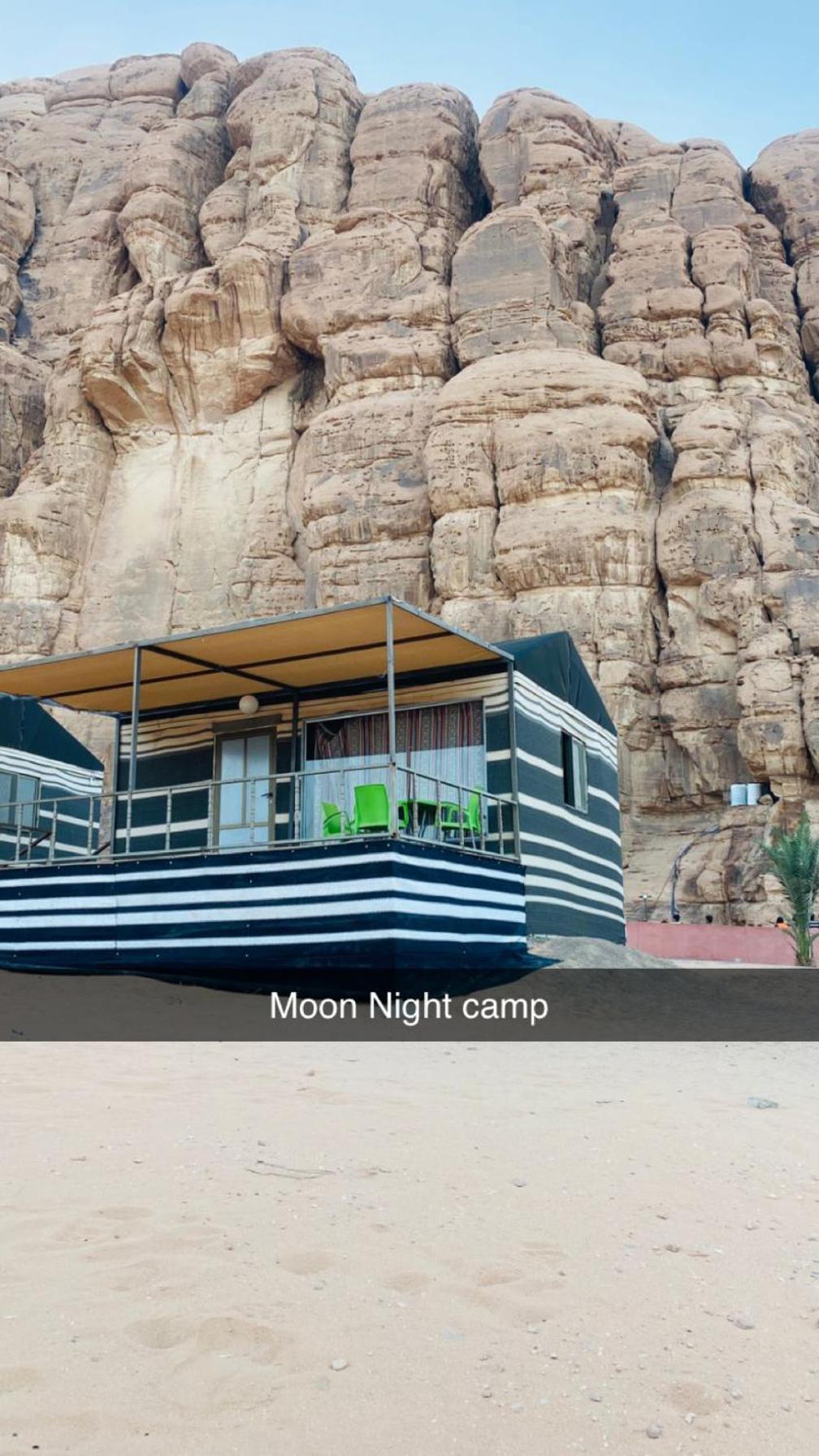 Hotel Moon Night Camp à Wadi Rum Extérieur photo